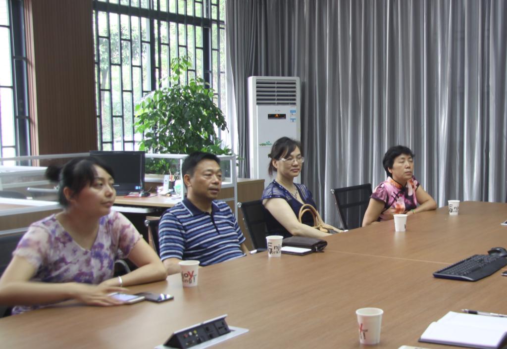 西政教育信息技术中心一行四人